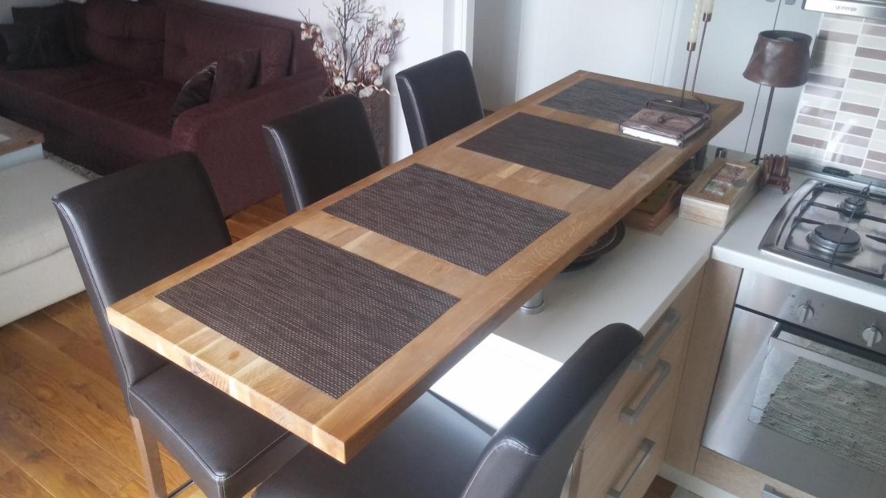 Apartman Ena 弗拉西克 外观 照片